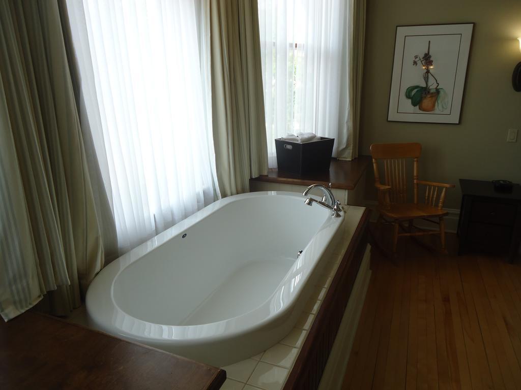 Hotel Maison Tait House Shediac Zimmer foto