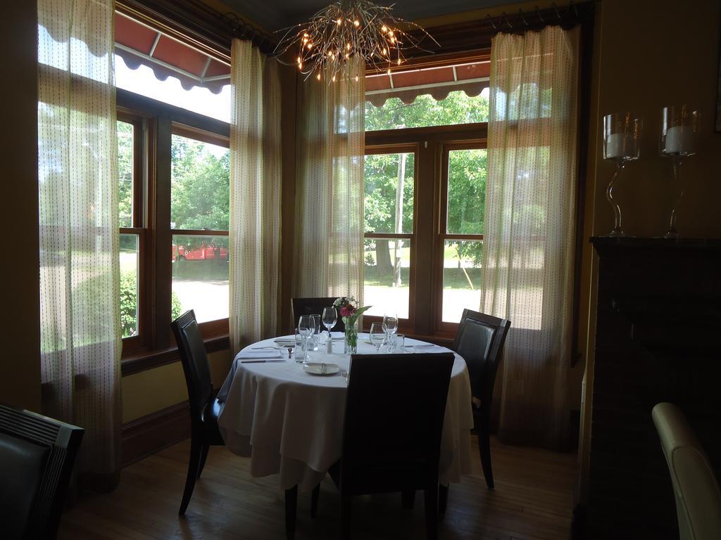 Hotel Maison Tait House Shediac Exterior foto