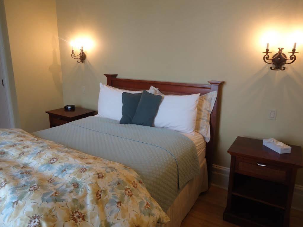 Hotel Maison Tait House Shediac Exterior foto
